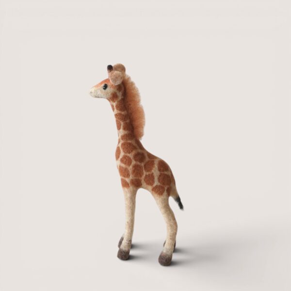 Made to Order 37 Needle-felted giraffe sculpture by Grey Wren Studio, three-quarter view.